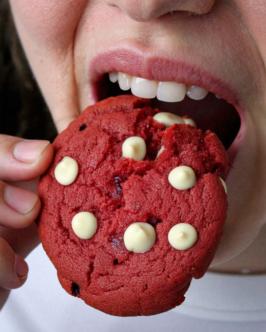 Red Velvet Cookies - Image 3